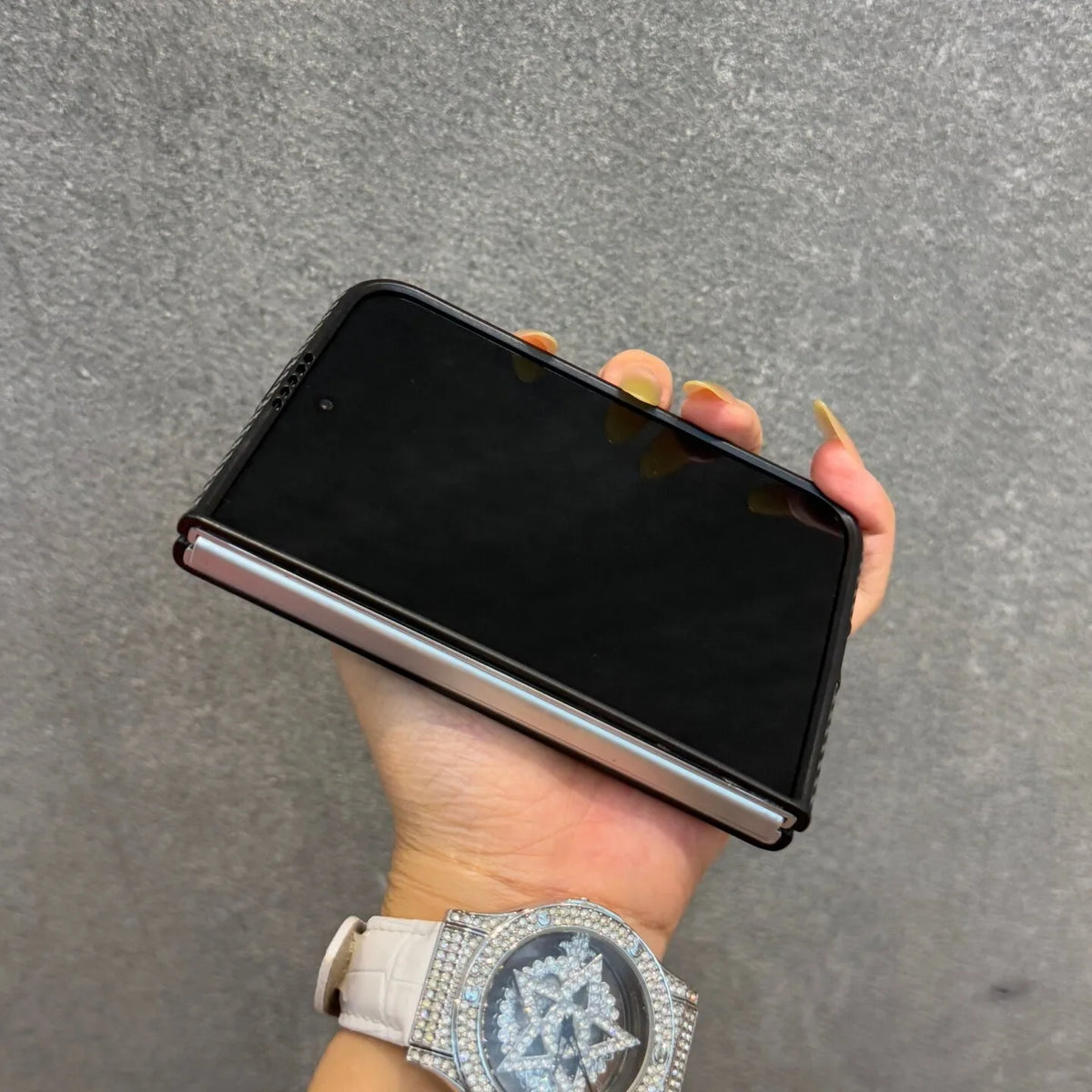 Carbon Fiber Texture Case with 360° Rotating Stand for iPhone Duo