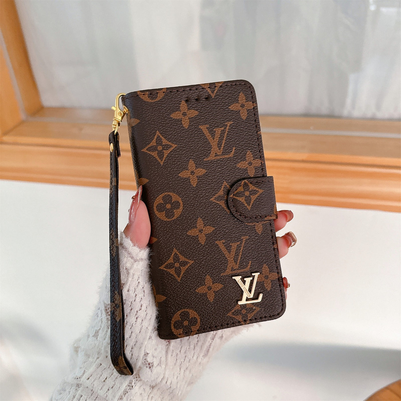 LV Elegance Wallet Case: Timeless Luxury for iPhone