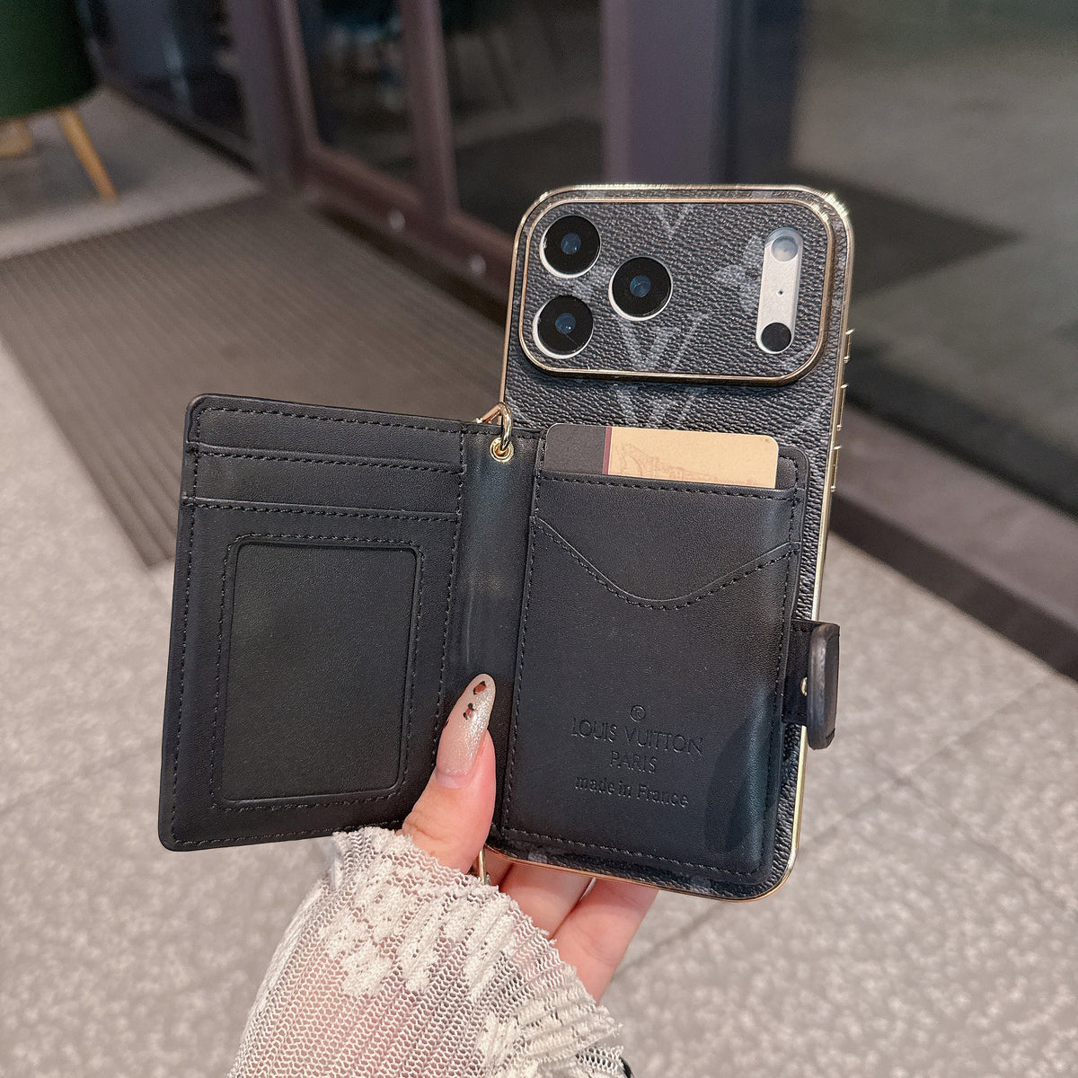 Noir Umhänge Hülle with Card Geldbörse & Adjustable Armband – Ansicht 3