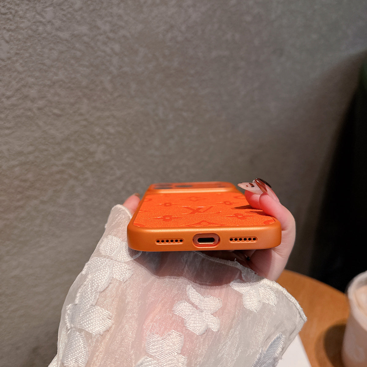 The Tangerine Monogram iPhone Hülle – Ansicht 4