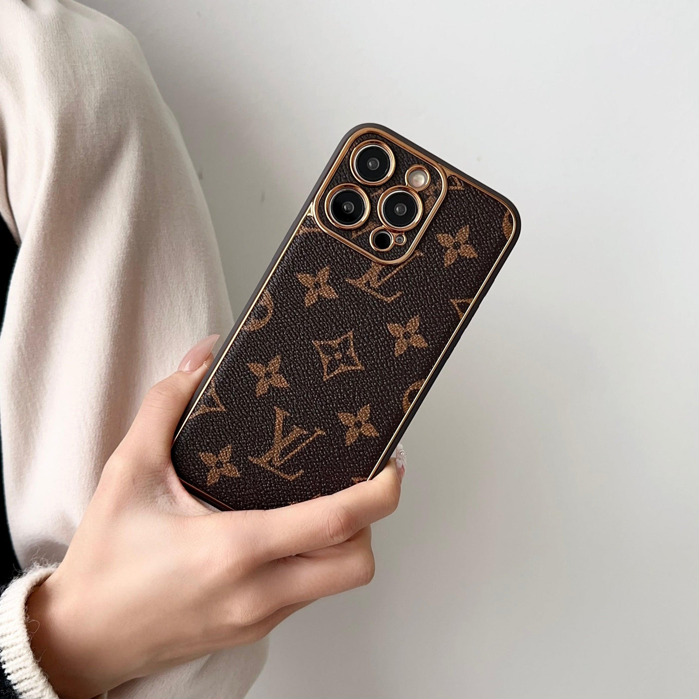 Luxury LV Iphone case - CASESFULLY