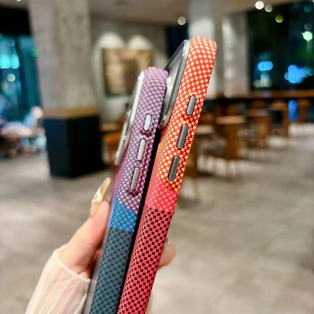 Luxuriös Carbon Fiber MagSafe iPhone Hülle – Ansicht 6