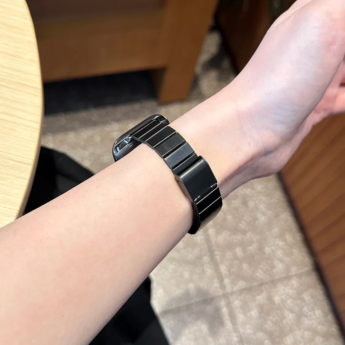 Slim Metal Armband For Apple Uhr – Ansicht 7