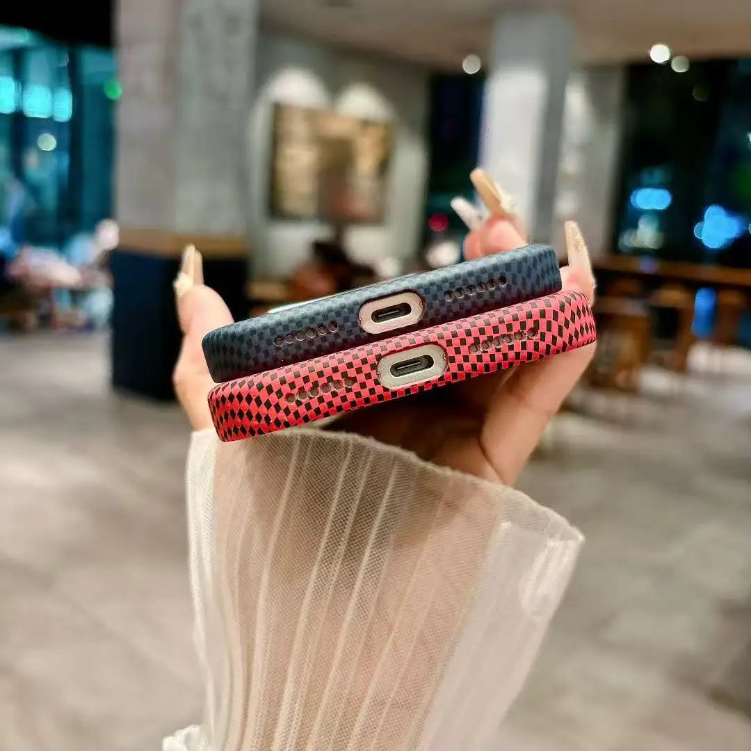 Luxuriös Carbon Fiber MagSafe iPhone Hülle – Ansicht 5